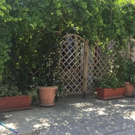 Tinou & Rodou Apartment